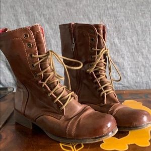 Combat Boots (brown leather)